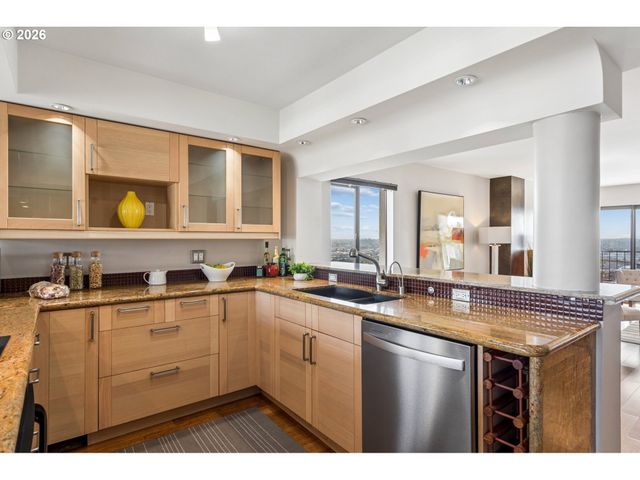 2211 Sw 1ST Ave 1402, Portland, OR 97201