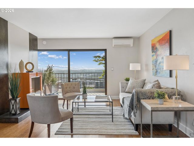 2211 Sw 1ST Ave 1402, Portland, OR 97201