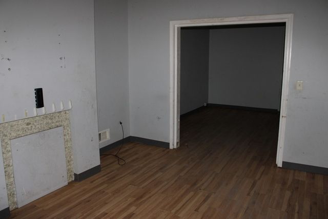 7421 Race St, Homewood Brushton, PA 15208
