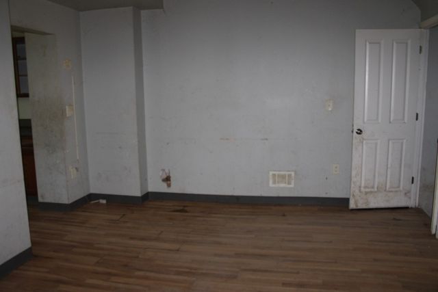 7421 Race St, Homewood Brushton, PA 15208