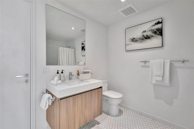 401 N Birch Road 504, Fort Lauderdale, FL 33304