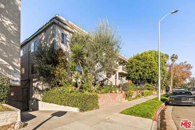 5055 Coldwater Canyon Avenue 217, Sherman Oaks, CA 91423