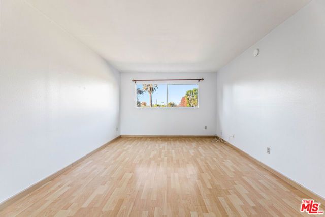 5055 Coldwater Canyon Avenue 217, Sherman Oaks, CA 91423