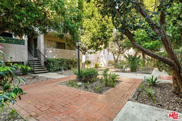 5055 Coldwater Canyon Avenue 217, Sherman Oaks, CA 91423