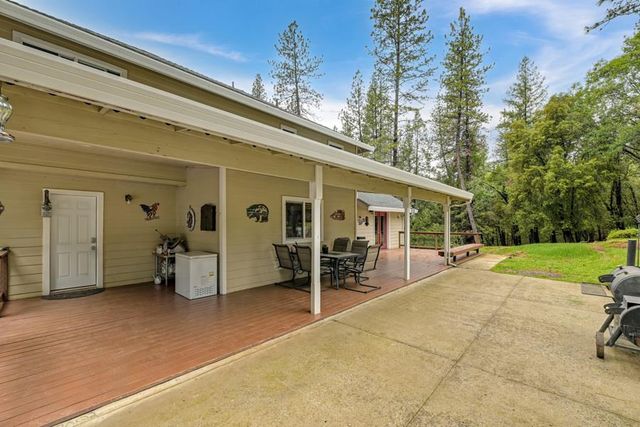 4961 Atlas Ln, Garden Valley, CA 95633
