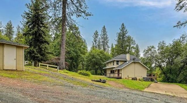 4961 Atlas Ln, Garden Valley, CA 95633