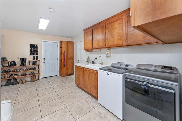 4961 Atlas Ln, Garden Valley, CA 95633