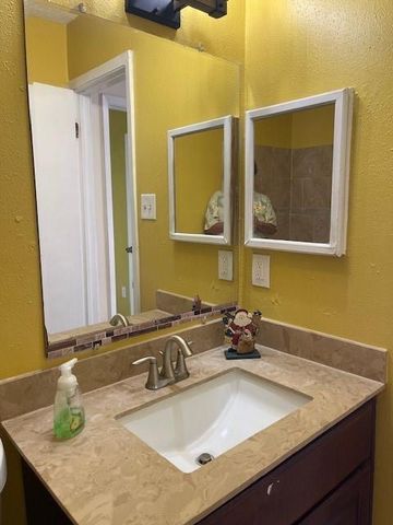 12019 Kings Grove Drive, Houston, TX 77044