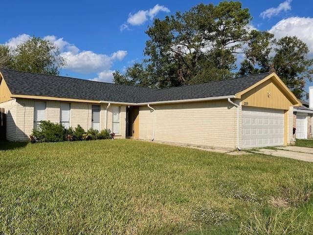 12019 Kings Grove Drive, Houston, TX 77044