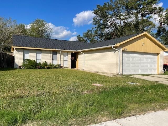 12019 Kings Grove Drive, Houston, TX 77044