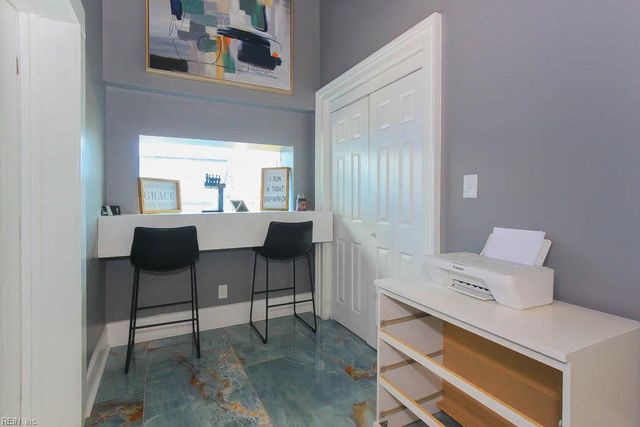 6024 E Virginia Beach BLVD, Norfolk, VA 23502