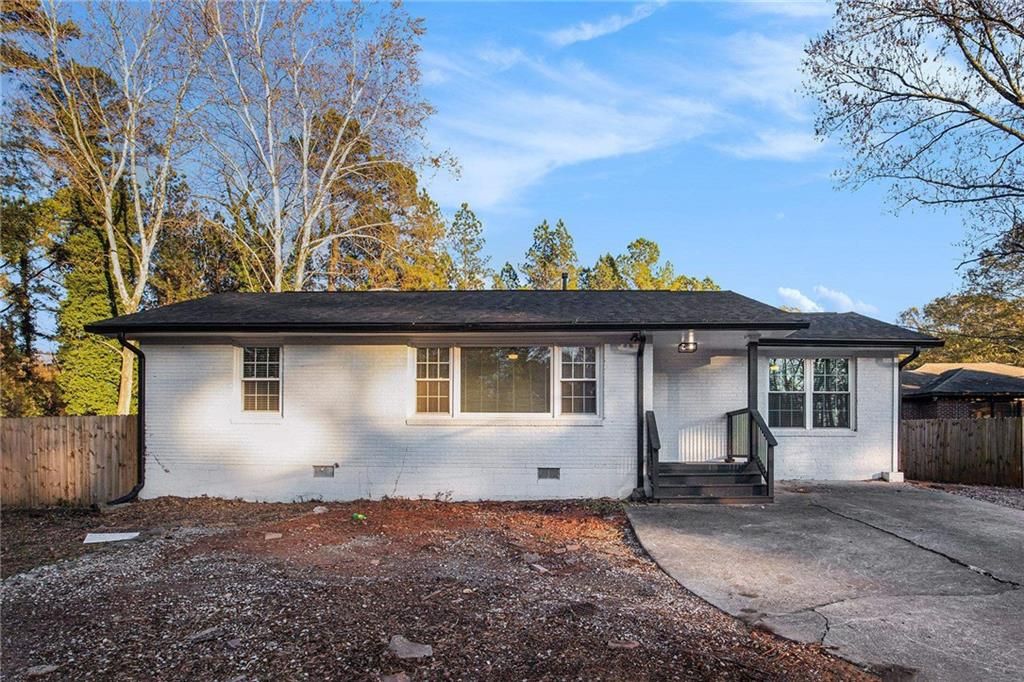 2105 Fellowship Road, Tucker, GA 30084