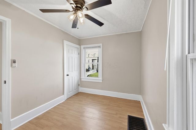 1452 Summit Street, Columbus, OH 43201