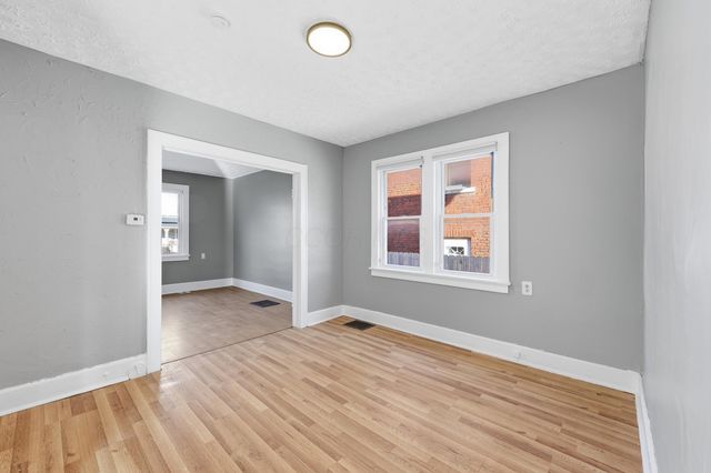 1452 Summit Street, Columbus, OH 43201