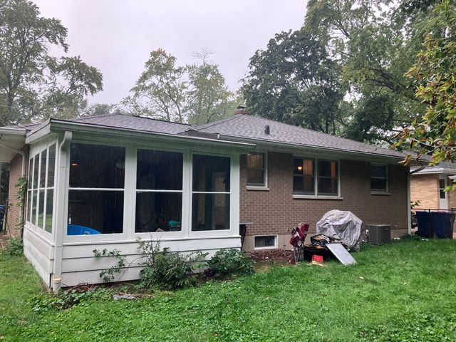 1333 Eastview Drive, Waukegan, IL 60085