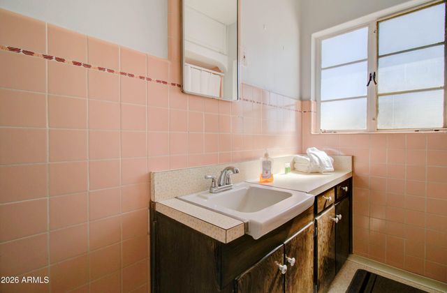 877 E SYCAMORE Street, Globe, AZ 85501