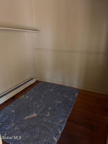 62 Williams Street, Niskayuna, NY 12309