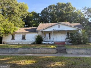 523 E Solomon Street, Griffin, GA 30223