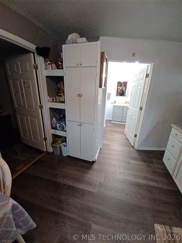 416747 Delaware Drive, Checotah, OK 74426