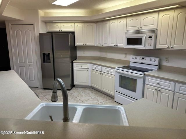 8914 Puerto Del Rio Drive 504, Cape Canaveral, FL 32920
