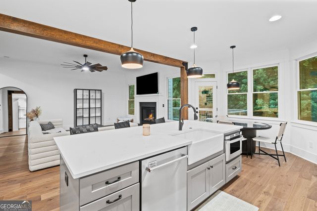 3346 Kenyon Creek Drive NW, Kennesaw, GA 30152