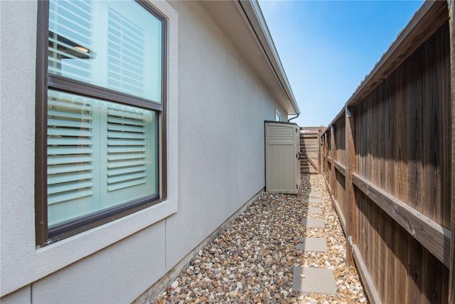 15909 COZUMEL Dr, Corpus Christi, TX 78418
