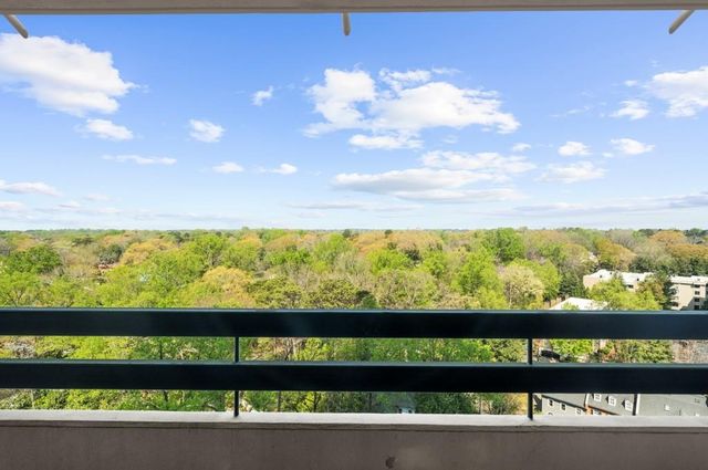 2660 Peachtree Road NW 16C, Atlanta, GA 30305