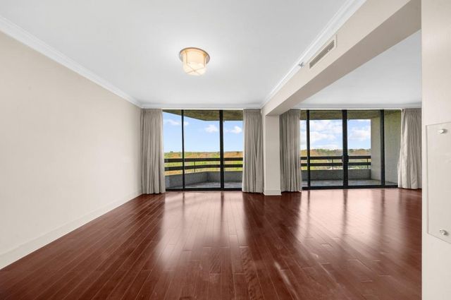 2660 Peachtree Road NW 16C, Atlanta, GA 30305