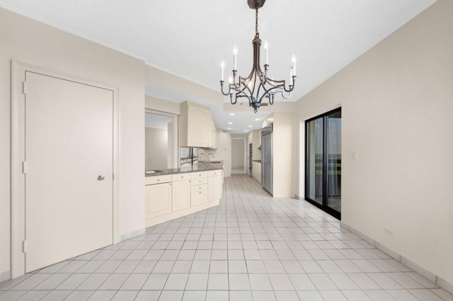 2660 Peachtree Road NW 16C, Atlanta, GA 30305