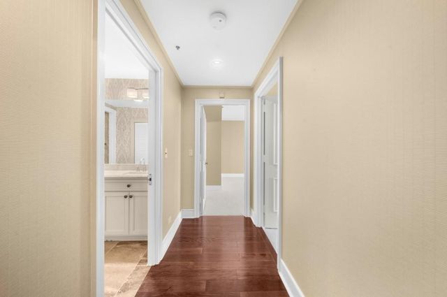 2660 Peachtree Road NW 16C, Atlanta, GA 30305