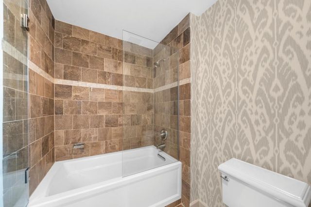 2660 Peachtree Road NW 16C, Atlanta, GA 30305