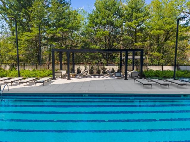 2660 Peachtree Road NW 16C, Atlanta, GA 30305