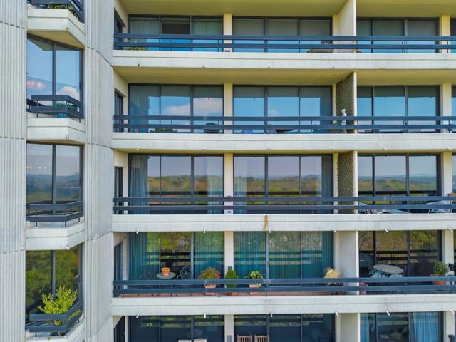 2660 Peachtree Road NW 16C, Atlanta, GA 30305