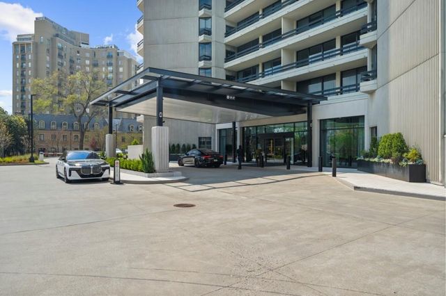 2660 Peachtree Road NW 16C, Atlanta, GA 30305