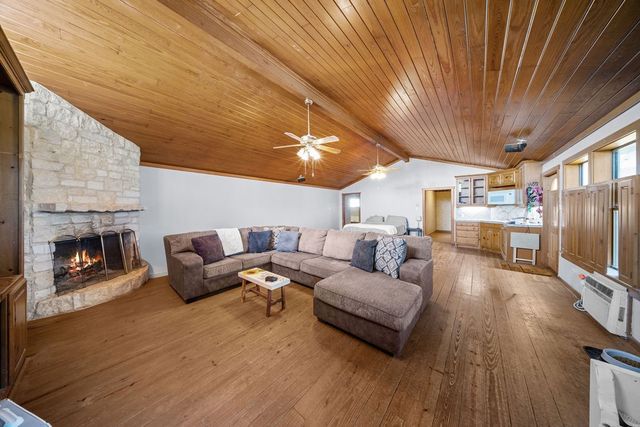 5101 Fm 55, Italy, TX 76651