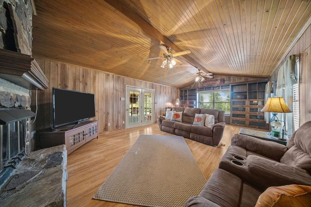 5101 Fm 55, Italy, TX 76651