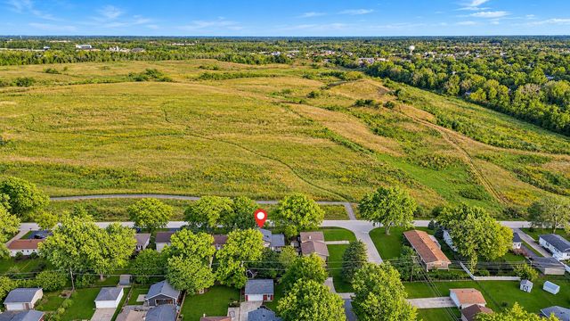 1403 Jefferson Street, Lake In The Hills, IL 60156