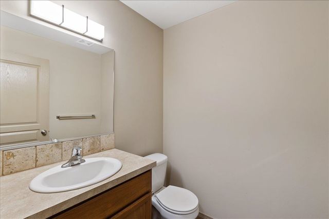 9304 N Mountain Ln, Spokane, WA 99218