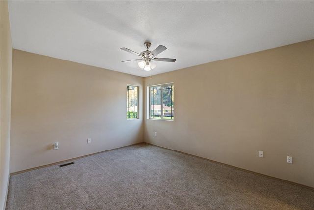 9304 N Mountain Ln, Spokane, WA 99218