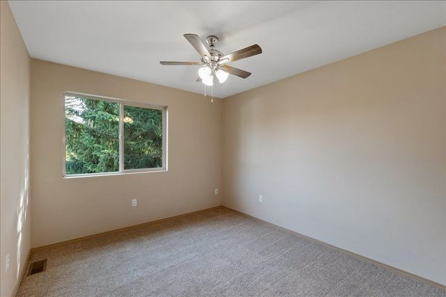 9304 N Mountain Ln, Spokane, WA 99218