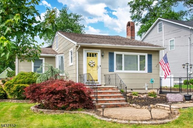 19 Grand Ave, Hanover Twp., NJ 07927