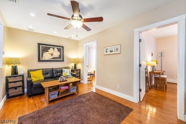 19 Grand Ave, Hanover Twp., NJ 07927
