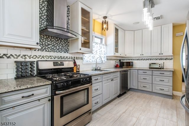 19 Grand Ave, Hanover Twp., NJ 07927
