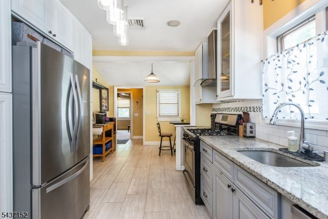 19 Grand Ave, Hanover Twp., NJ 07927