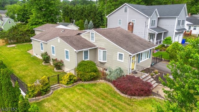19 Grand Ave, Hanover Twp., NJ 07927