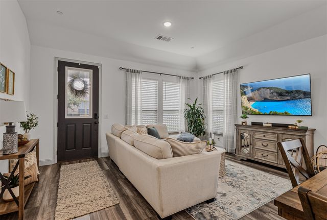 1005 4th Street, Argyle, TX 76226