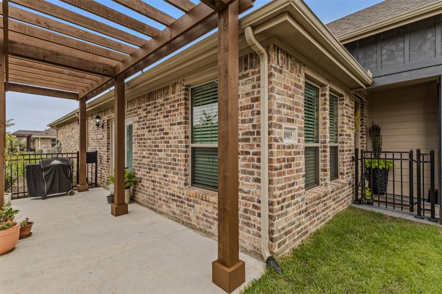 1005 4th Street, Argyle, TX 76226