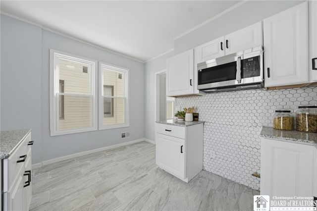 66 Woodside Avenue, Buffalo, NY 14220