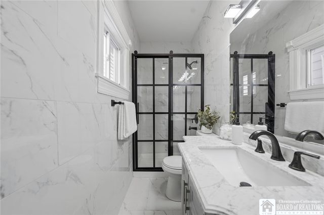 66 Woodside Avenue, Buffalo, NY 14220