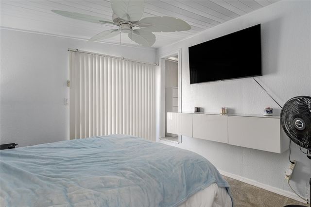 205 52ND AVENUE TERRACE E, Bradenton, FL 34203